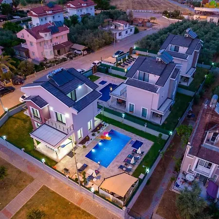 Villa Exclusive With Private Pool, 1005 *